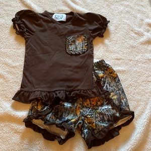 Camouflage Ruffle Pocket Tee Short Set